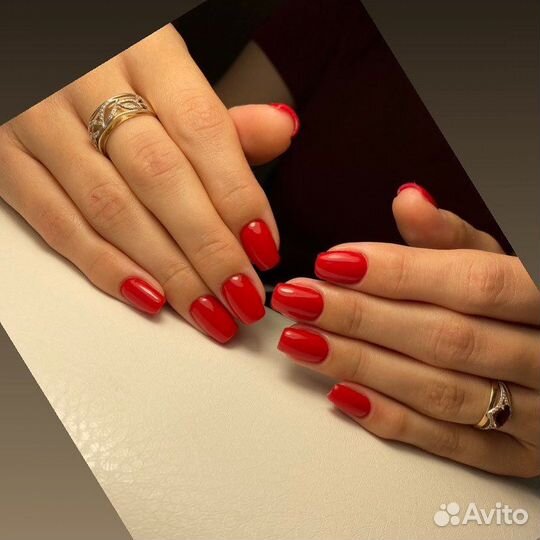 Маникюр педикюр