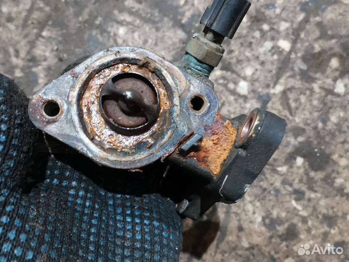 Корпус термостата Волга, Газель с двс Крайслер