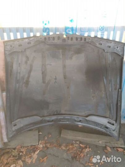 Капот Mercedes-Benz E 124