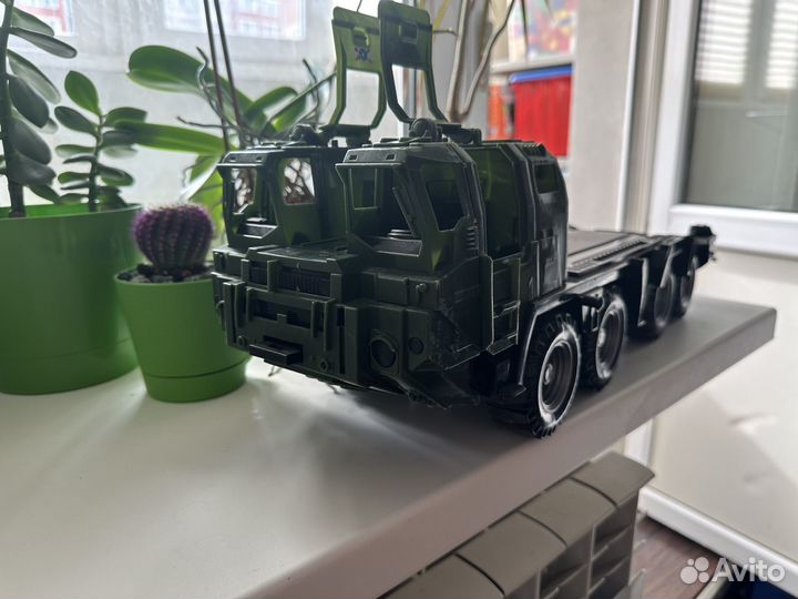 Машина эвакуатор игрушка