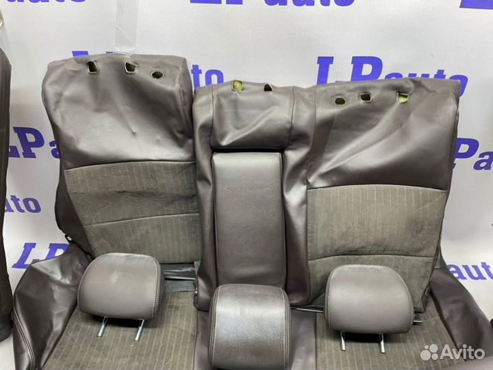 Салон в сборе Mitsubishi Lancer X седан 2.0 2008