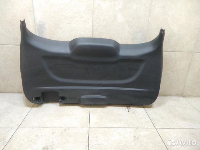 Обшивка двери багажника Ford Kuga II (2012—2016)