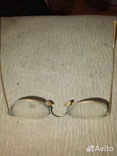 Очки старинные