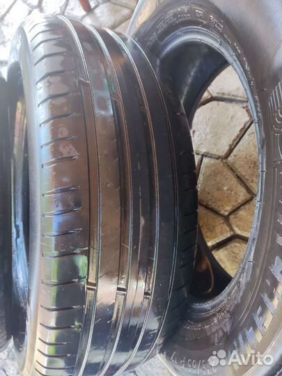 Michelin Pilot Alpin 4 235/65 R17