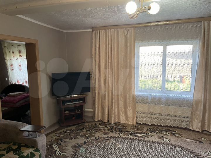 Дом 46 м² на участке 8 сот.