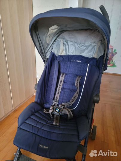 Легкая коляска-трость maclaren bmw