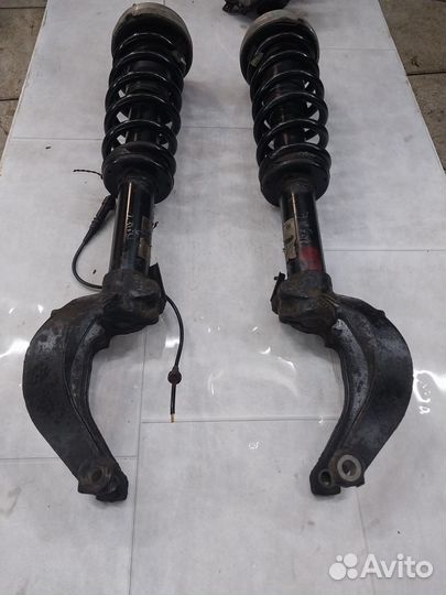 Стойка передняя правая X5 BMW E70 E71