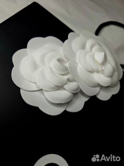 Камелия Шанель,белая,тканевая 7см