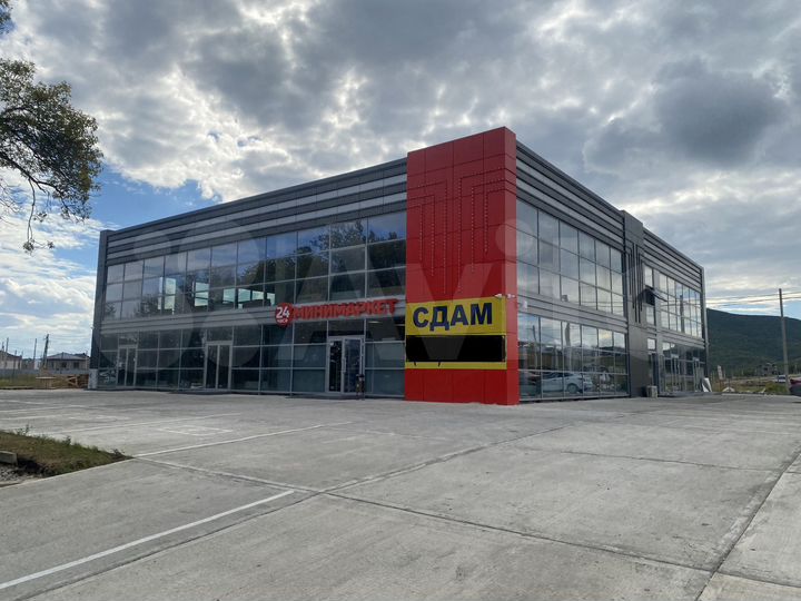 Торговая площадь, 1300 м²