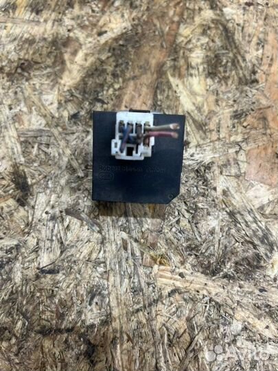 Блок управления иммобилайзером Kia Ceed ED 1.6