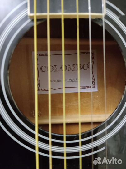 Акустическая гитара colombo