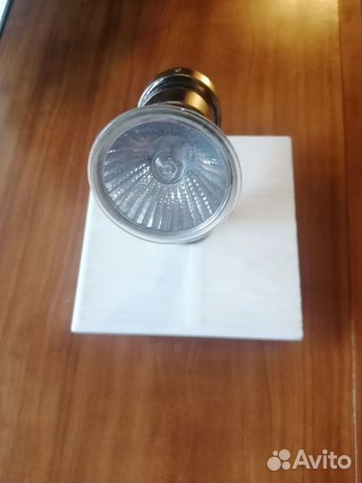 Светильник поворотный бра