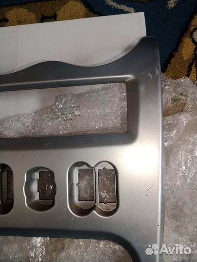 Панель магнитолы рено сандеро, логан