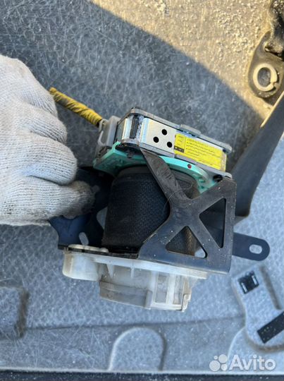 Ремни безопасности передние Toyota Verso 09-18 R2