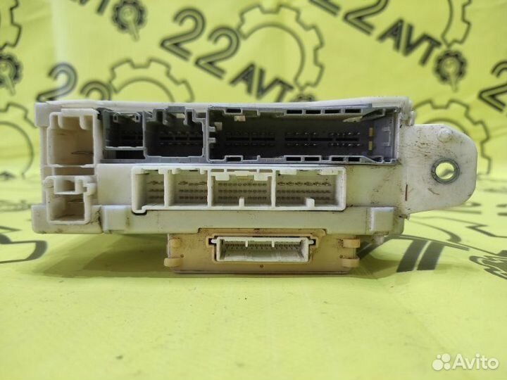 Блок предохранителей салона Lexus Gs430 UZS190