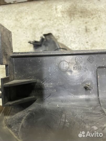 Пыльник двигателя Remault Fluence