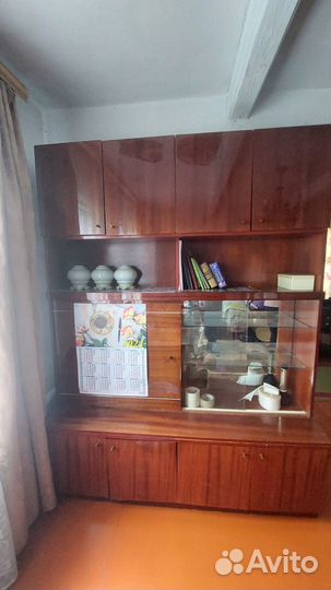 Шкаф сервант