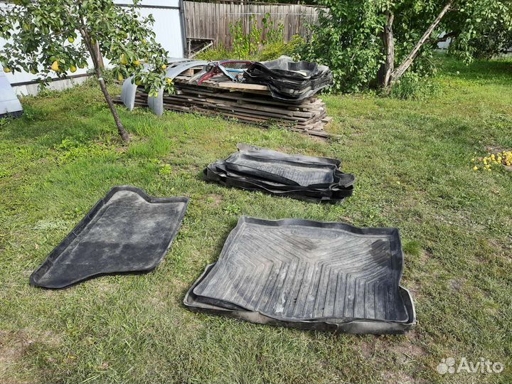 Коврик в багажник