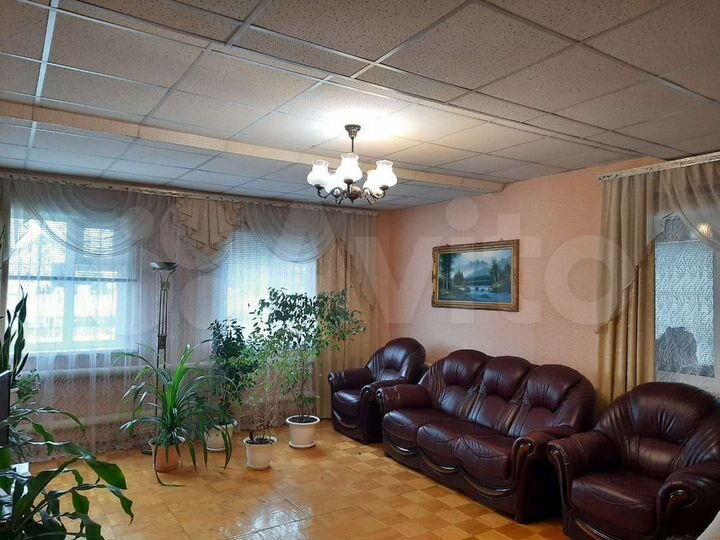 Дом 210 м² на участке 15 сот.