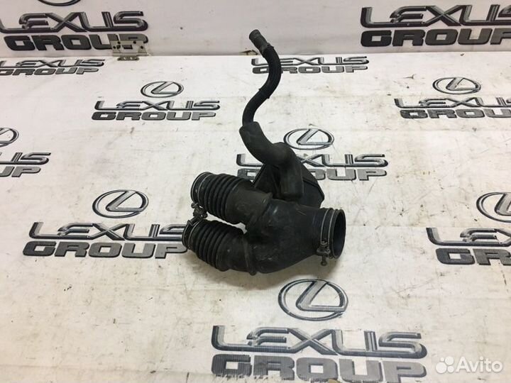 Патрубок воздушного фильтра Lexus RX300