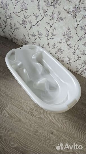Ванночка для купания с горкой