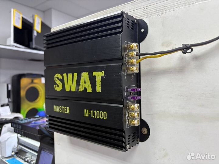 Сабвуфер + усилитель swat M-1.1000