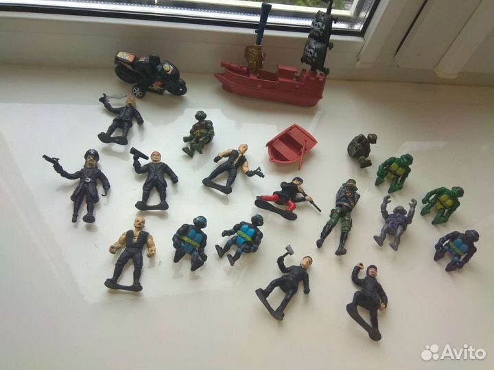 Игрушка Солдат, черепашки, пираты