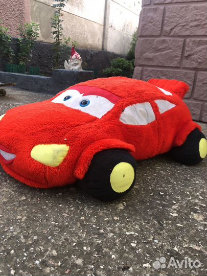 Плюшива машина