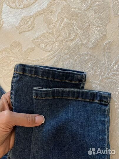 Джинсы фирменные 140 на худого