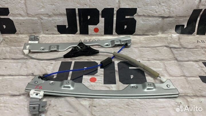 Стеклоподъемник двери передний правый Infiniti