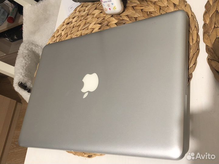 Apple MacBook 13