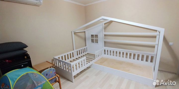 Кровать домик детская