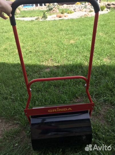 Сеялка, каток для газона и высоторез (кусторез)