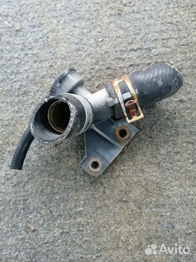 Тройник системы охлаждения Toyota Funcargo NCP20