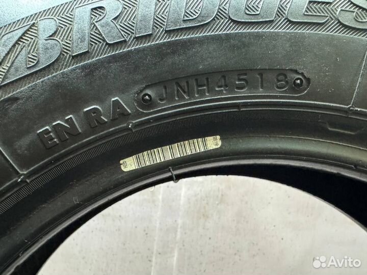 Зимние шины 145R12LT Bridgestone W300