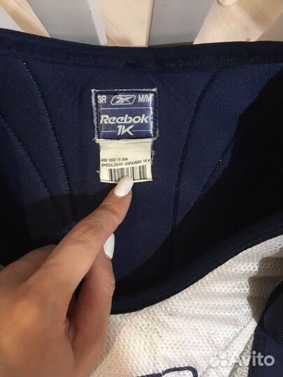 Нагрудник хоккейный