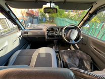 Toyota Hiace 2.7 AT, 2003, 300 000 км, с пробегом, цена 800 000 руб.