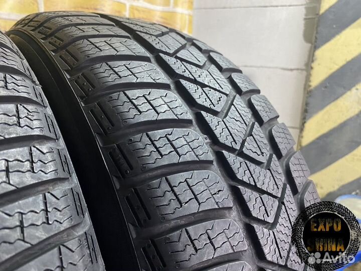 Pirelli Winter Sottozero 3 215/55 R17 98V