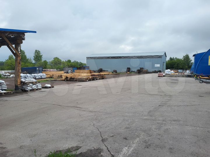 Торговая площадь, 1600 м²