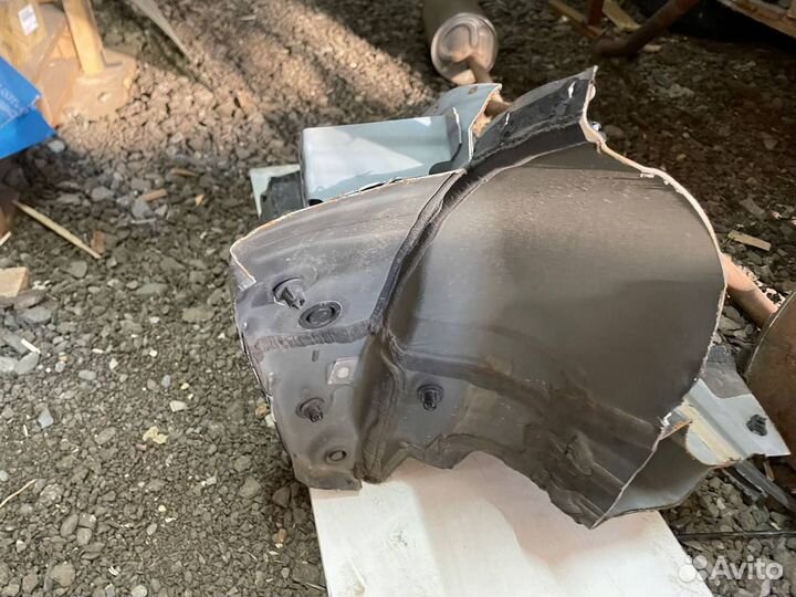 Сапожок крыла заднего левого Mazda CX 5 бу оригина