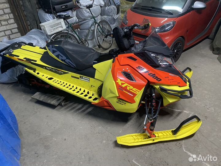 BRP Ski Doo Renegade XRS 800