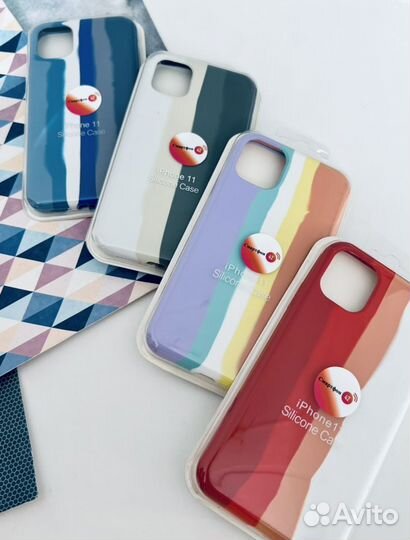 Чехол полосатый на iPhone 11