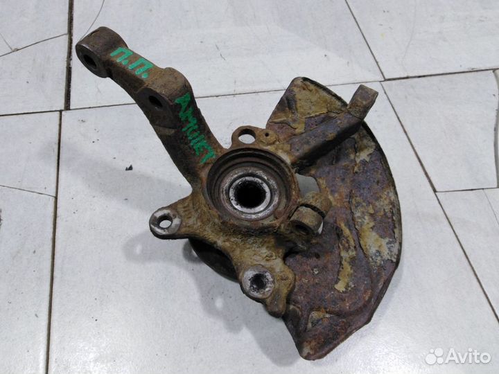 Кулак передний правый Чери