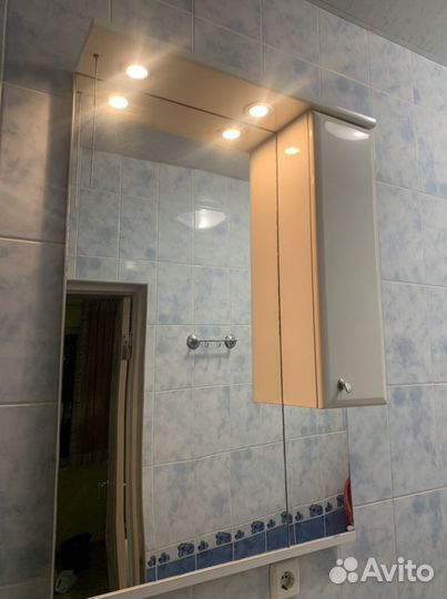 Шкафчик зеркало для ванной б/у