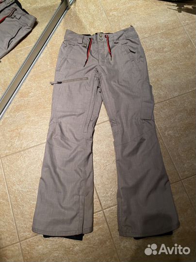 Штаны сноубордические размера S Nike Budmo