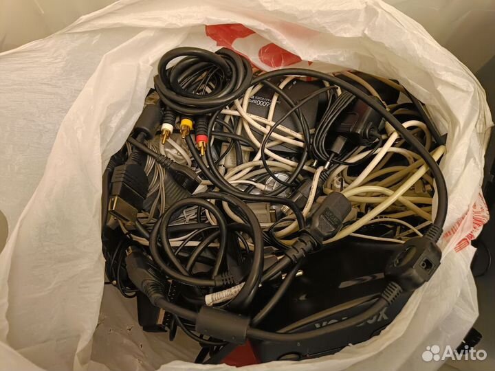 Провода + контроллеры для xbox 360 + диски для ps1