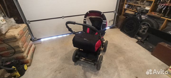 Детская коляска