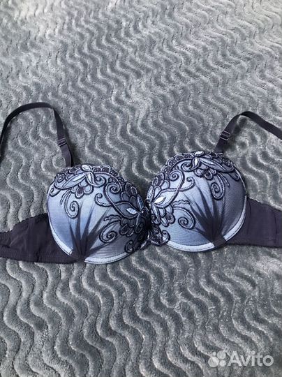 Бюстгальтер с пушапом