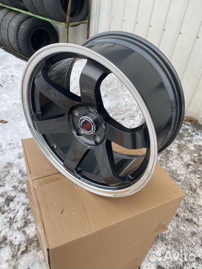 Литые диски r 18 5 114 3
