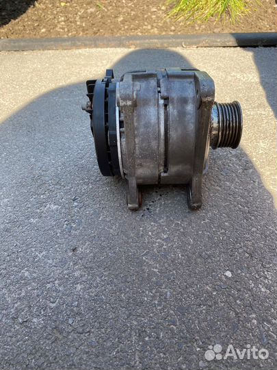 Генератор на LADA largus